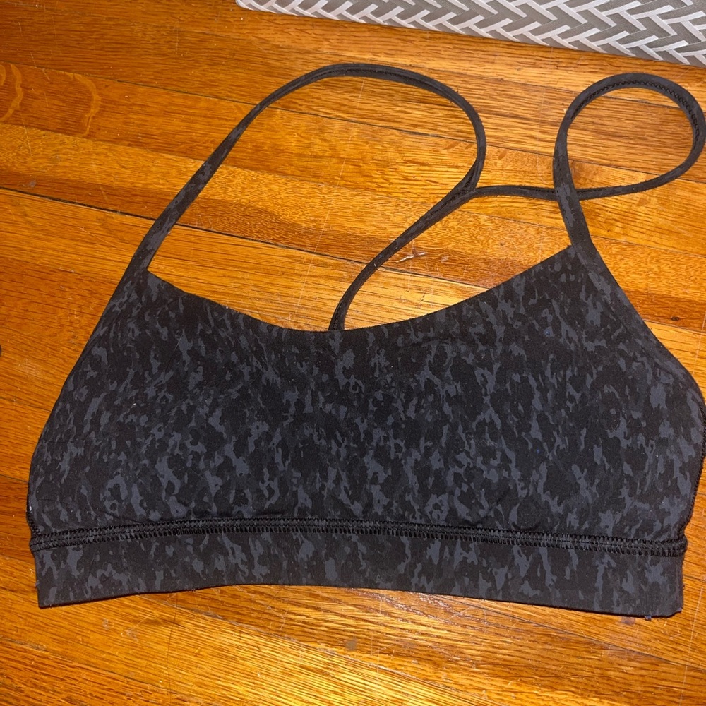 Lululemon flow- y bra